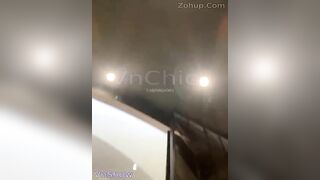 2 chị em đi mua sắm mà nó lạ lắm, toàn thấy vú vs lồn không à.