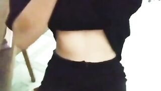 Có bé ny móc cho xem ngon vll