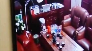 Full Tổng, Hiệu Trưởng Ép Phụ Huynh Quan Hệ Tình Dục để Nâng Điểm HSG