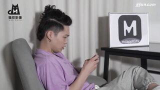 Av sự cám dỗ của nữ chủ nhà