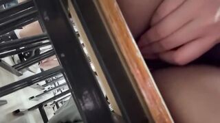 Cổ móc từ nhà vào trường vẫn trốn móc hihi
