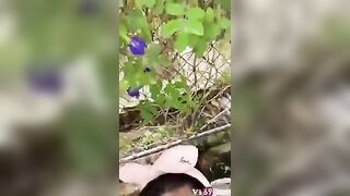 Gái dâm bú mút con cặc ngoài đường đưa nhau về nhà nghỉ địt nhau dâm đãng