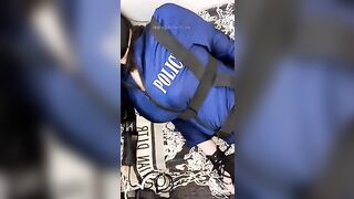 奶子即正义 调教大长腿女警制服爆乳姐姐 开档后入母狗淫奴 肛塞后 cos play police