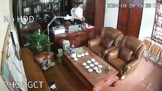 Cực hot, Hiệu Trưởng bắt Phụ Huynh bú Cu some djt Nhau Nuốt Tinh ở Hội Đồng