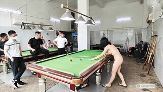 Trường phái public đã suất hiện ngày càng táo bạo công khai giữa ban ngày