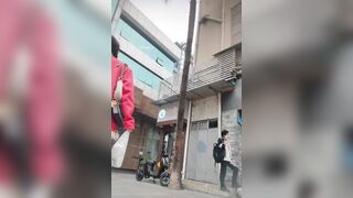 quay lén dưới váy các em xinh tươi - phần 6