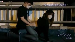 Em Slave kính cận siêu dâm public địt nhau trên cầu vượt qua đường cực ngon (Full Cli