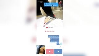 Ome Tv / Mini chat nô lệ nghiện chân may mắn được ban thưởng