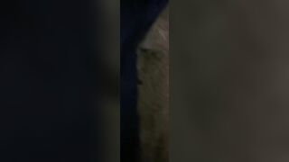 Quay lém sinh viên ở trọ tắm