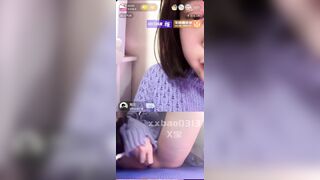 Tiếc vl Em học sinh ngây thơ live móc bím cho người lạ
