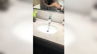 chịch bé sinh viên năm nhất xinh gái