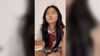 em gái nuôi 2k10 của tôi thật xinh