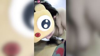 Clip Sex Chịch em sinh viên mới lần đầu làm tình chỉ gì em làm nấy