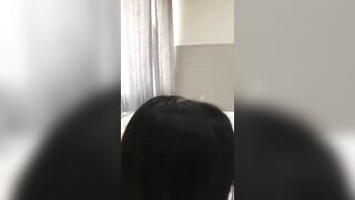 Em học sinh đeo kính cận bú mút con cặc dâm đang bú cái lồn non nhiều nước