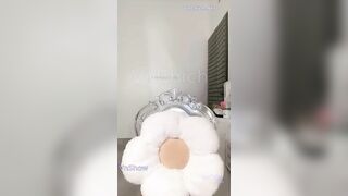 Siêu phẩm MMlive be_ngoc vú to lồn múp livestream thủ dâm show hàng bắn nước tùm lum