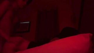 hai em học sinh tự quay clip địt nhau