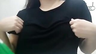 nhào lặn bầu vú căng mọng