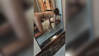 em sinh viên làm nô lệ tình dục cho đại gia để kím tiền