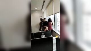 cùng em ny đổi gió lên sân thượng để đụ nhau bị quay lại