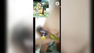 Thủ dâm với cái tô vít