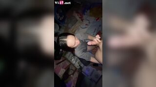 Em hồn nhiên mở cửa phòng trọ ra chịch mặc kệ hàng xóm thấy 4