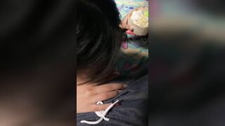 Mơi mua ly kem dừa về chưa kịp ăn bị a nhân đầu bắt bú cu vừa bú vừa câm ly kem