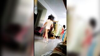 Quay lén mấy em gái ký túc xá