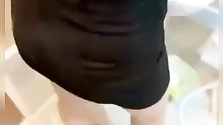 Gạ địt thành công em nhân viên quán karaoke