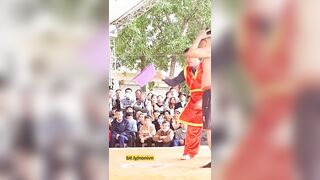 Thua cũng phải chạm tay vào lồn của em 1 phát: Xem thêm trong phần mô tả