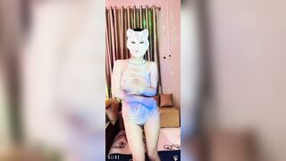 Bé Miu test cam nhảy cực sung cùng người iu