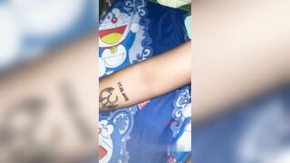 Máy Bay đeo kính nhìn cực dâm