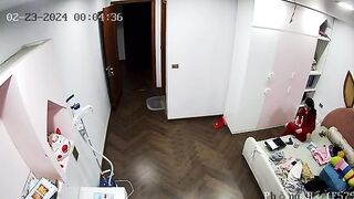 cũng là máy massage lưng mà nó lạ lắm
