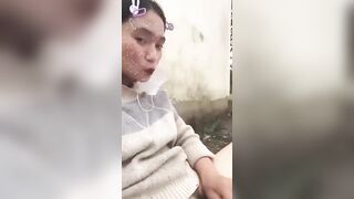 Con đĩ vừa khẩu dâm vừa thủ dâm ở trường c1 P1
