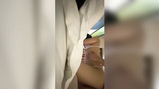 bé sinh viên năm nhất lộ clip đi nhà nghỉ cùng bố nuôi