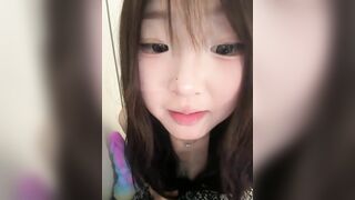 Livetream show lồn thủ dâm cùng e học sinh cute loli vú bự lồn múp trung quốc