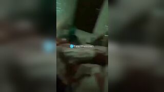 Mẹ k biết bố con là ai vì đêm đó mẹ địt nhau rất nhiều thằng nào cũng địt mẹ hết