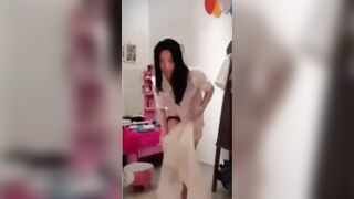 sống thử cùng em sinh viên năm nhất ăn rồi địt