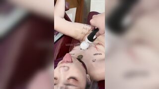 Bạo dâm trừng phạt cái lồn dâm đãng của em nô lệ nghiện dâm sung sướng khi đc a phạt