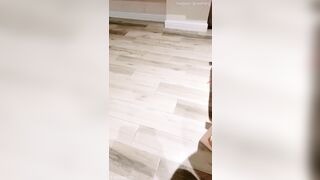 Thầy giáo dạy thêm cho e học sinh vú bự mua dâm địt bắn tinh đầy bướm em