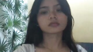 Teen Philippines show vú trên ometv