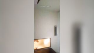 Bt thg bạn sợ ma, Con bạn Đi Tắm ko đóng cửa cho nó Sục cu Quay Video djt nhau