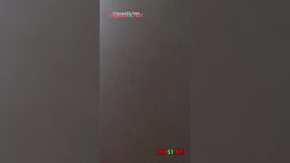 Nhìn chị dâu thay quần áo, Sục cu quay video mà ko cho địt nhau