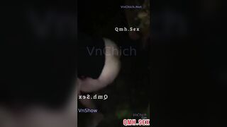 Public some ngoài trời với người lạ . Thằng chồng quay clip đứng cổ vũ diễn tả như bì