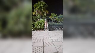 Public cho em mie phô dâm dạo mát ở công viên tây ninh