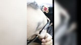 Địt em đeo kính khẩu dâm Em sướng anh ơi em ra mất