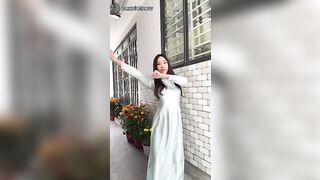 Gái xinh VN và con cặc khủng tây đen