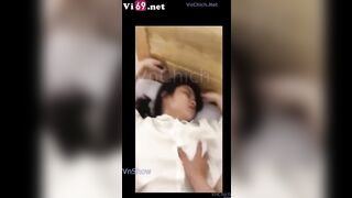 Sơ mi trắng em sugar baby vừa đi học về anh đã gạ vào nhà nghỉ xuất tinh trong
