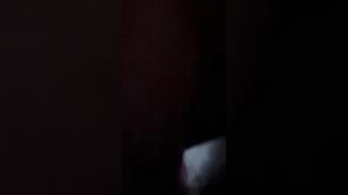 Mẹ vợ thèm mút kem quá