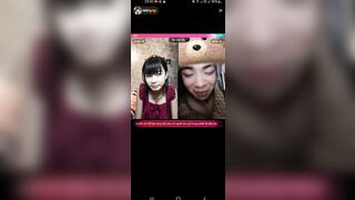 Nìii call với trai lộ hết cả vú