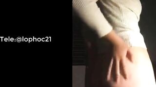 Đang quay video thủ dâm thì bảo vệ đi tuần vào~ từ video thủ dâm thành clip địt nhau